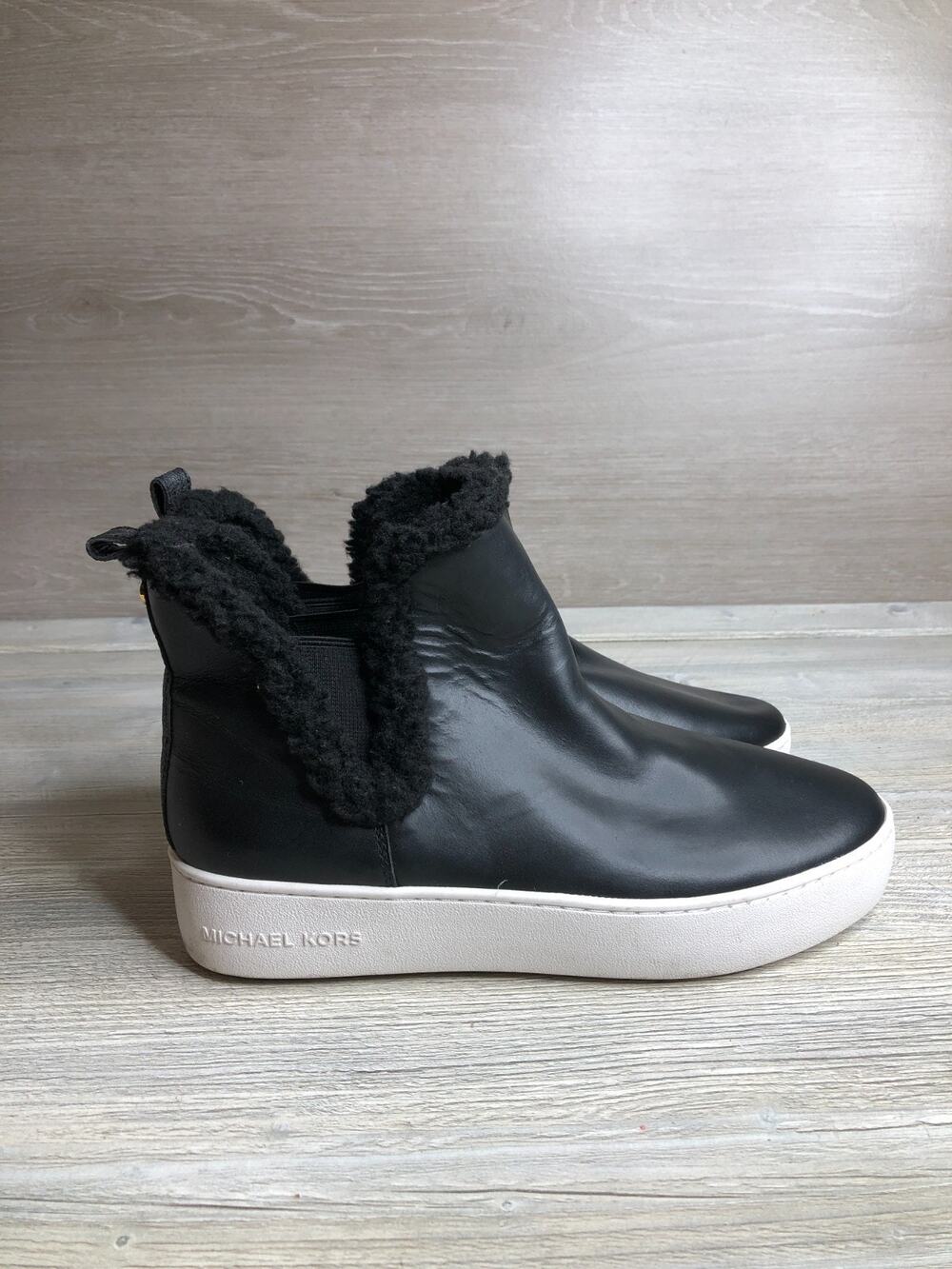 MICHAEL KORS Ashlyn Black Leather Shearling Lined Slip On Booties Size 8.5